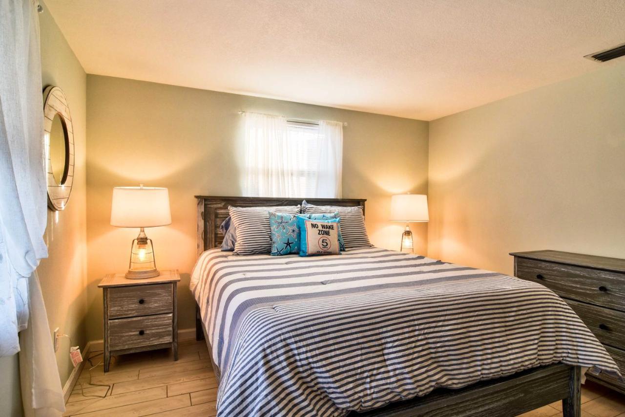 Waterfront Bradenton Home Heated Pool And Fire Pit 외부 사진